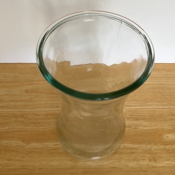 Glass Vase - Picture 7 of 8